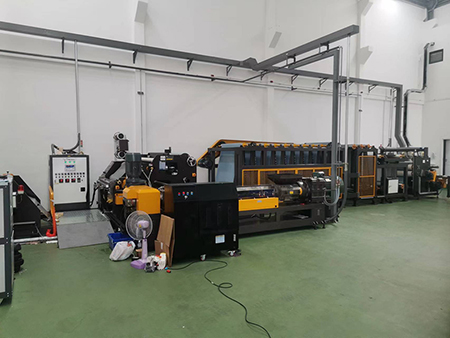 Atualização da automação da linha de membranas de butil para cliente tailandês